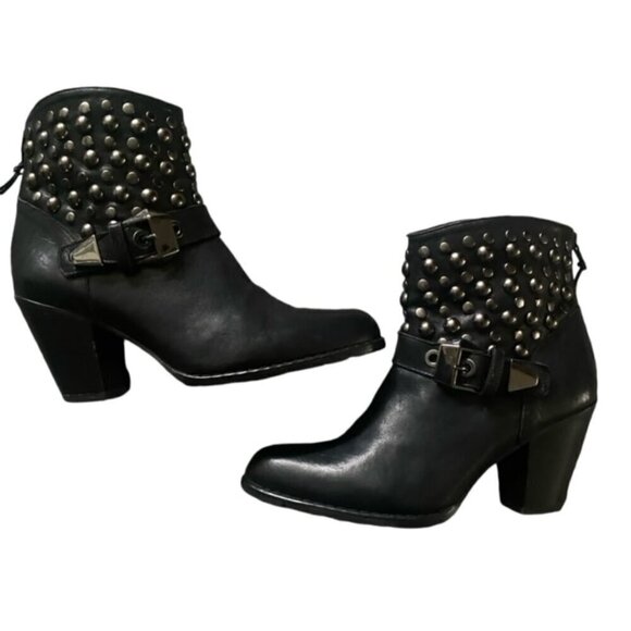 Stuart Weitzman Black Studded Leather Boots 7 - Picture 2 of 7